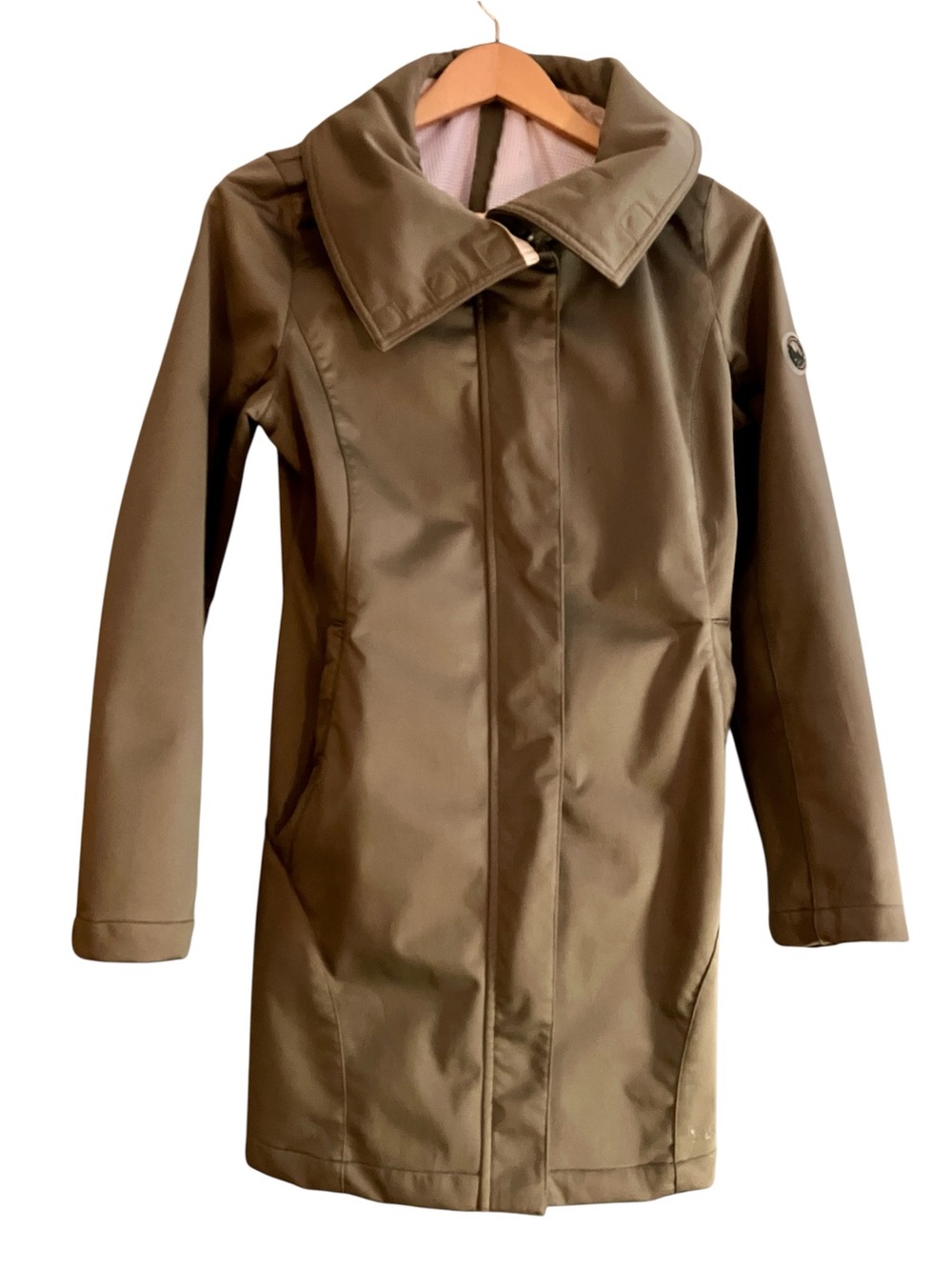 Olive Green Lightweight Windriver Outfitters Raincoat